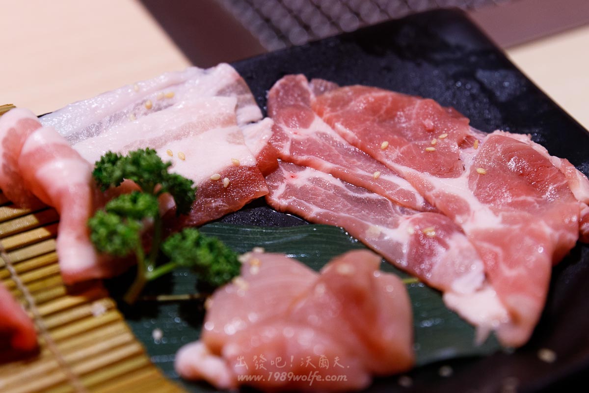 義崎丼燒肉 個人燒肉無限吃到飽 小資族週末放鬆最佳去處