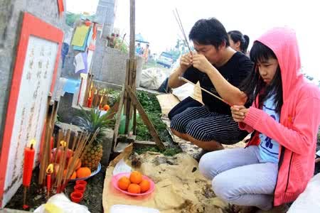 budaya tionghoanews com TRADISI ETNIS TIONGHOA YANG MENINGGAL budaya tionghoanews com TRADISI ETNIS TIONGHOA YANG MENINGGAL