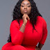 Brains and Beauty: Meet Peace Hyde, the smoking West African correspondent for Forbes Africa! 