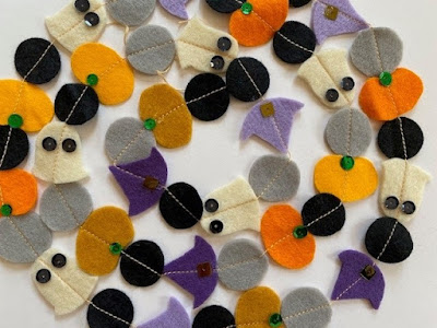 Simple homemade Halloween felt garland