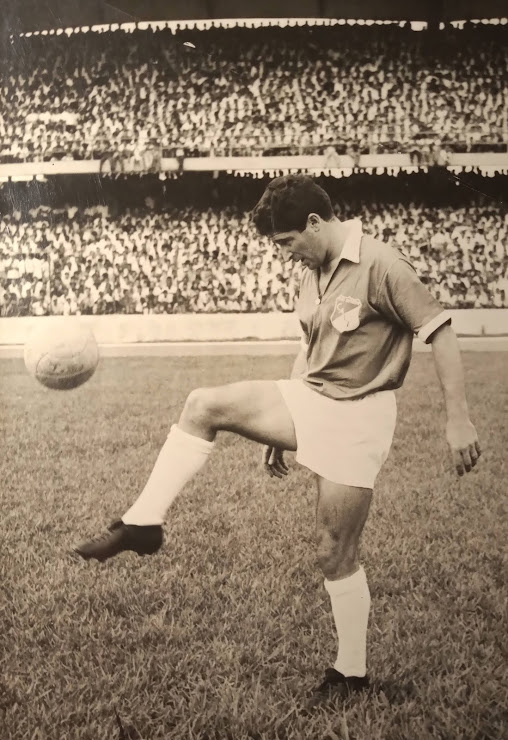Juan Eulogio Urriolabeitia jugador del Deportivo Cali de Colombia años 1961 y 1962