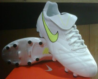 Nike Tiempo Natural III FG