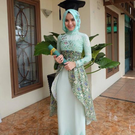 65 Model  Gaun  Kebaya Pesta Terbaru  2019 Eksklusif 