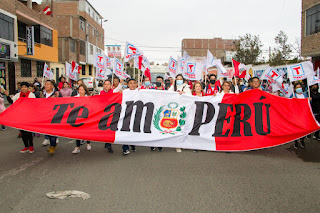  #LAESPERANZA| Realizan "Pasacalle de la Peruanidad" en el distrito de La Esperanza. 