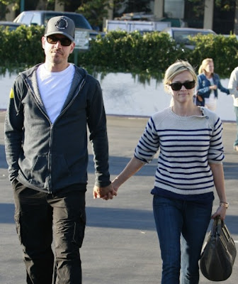 reese witherspoon and jim toth engagement ring. Reese Witherspoon Married