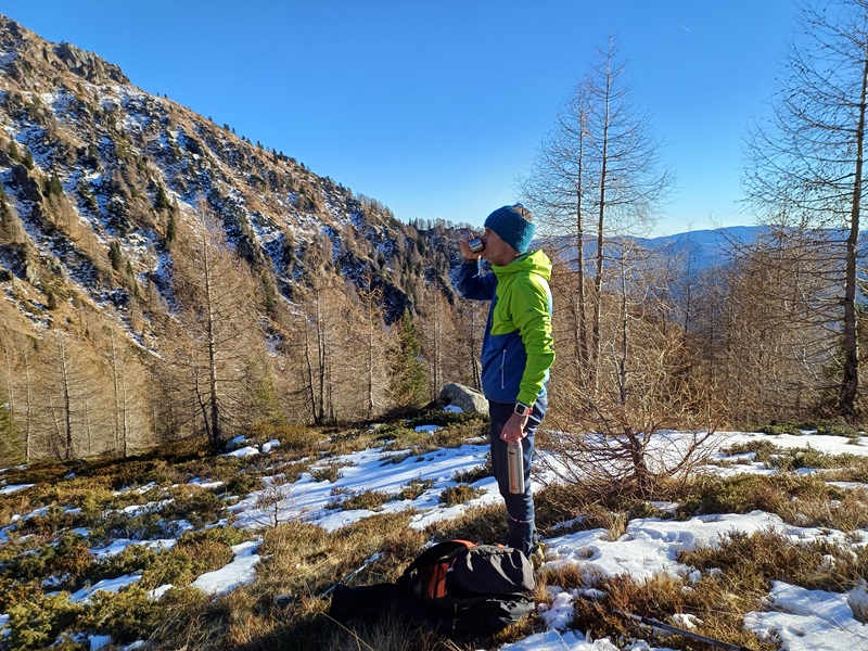 Pausa te caldo sotto Forcella Fierollo