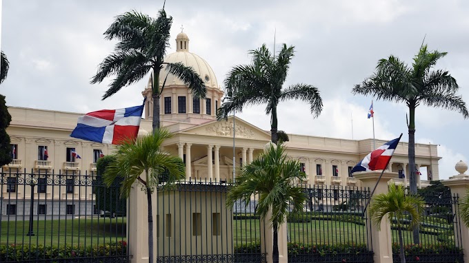 Presidente Danilo Medina designa a Antonio Peña Mirabal, ministro de Educación, e introduce más cambios en gabinete