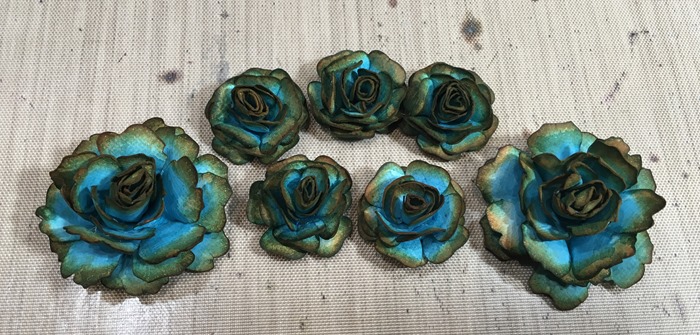 32 All the Turquoise Roses