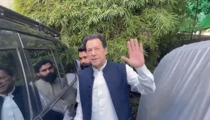 Former Pakistani Prime Minister Imran Khan Appears at IHC Seeking Bail in Seven Cases"