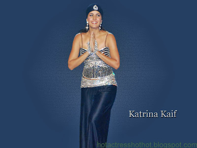 katrina kaif hot pics in hat