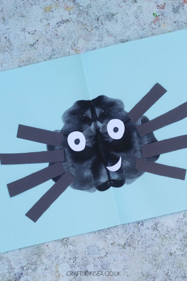 Paint splat spider craft for preschoolers
