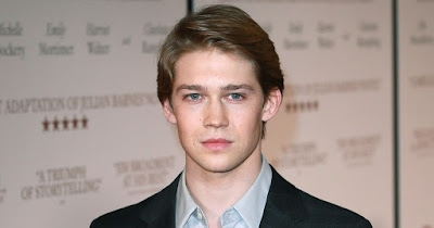 Joe Alwyn - mỹ nam hiện tại khiến Taylor Swift “say như điếu đổ”