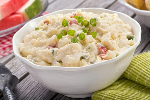 Maionese de Batata: Um Acompanhamento Delicioso e Descomplicado por Walisson Pinheiro Pereira