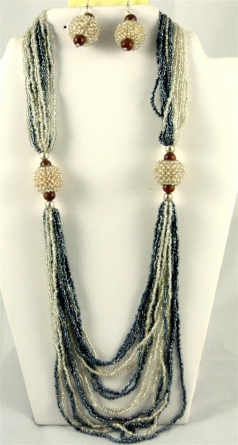 Fashionable Layered Necklace Design