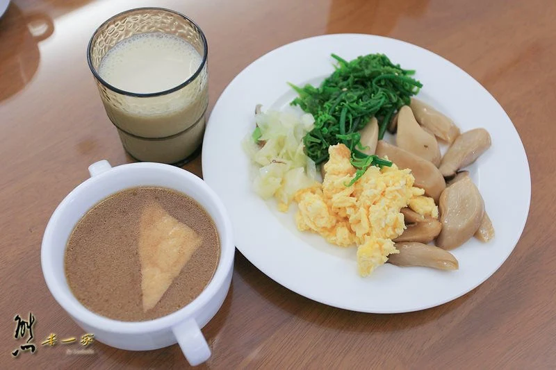 兩腳詩集餐廳蔬食早餐｜南投集集親子民宿~滿滿的健康飲食