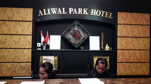 resipsionis di Aliwal Park Hotel