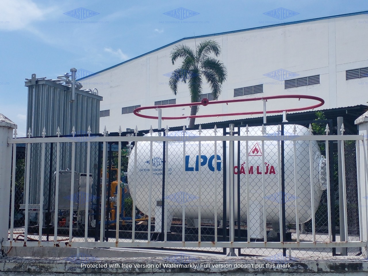 Trạm lpg 5 tấn với hóa hơi không dùng điện 100kg/hr hoạt động 24/7 sản phẩm do gastech sản xuất , sản phẩm thân thiện với môi trường