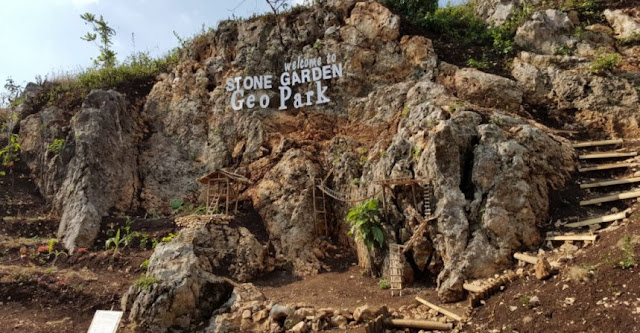 Objek Wisata Stone Garden Yang Berada Didaerah Bandung