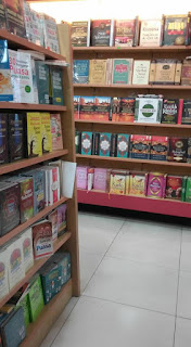 gramedia matraman, rak buku, buku agama