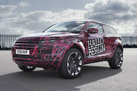 Land Rover Wraps Evoque Prototypes in Funky Camouflage and Hits the Streets 