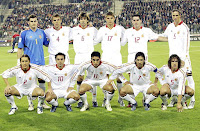 Selección de  ESPAÑA - Temporada 2005-06 - Casillas, Marchena, Albelda, Joaquín, Antonio López, Fernando Torres; Michel Salgado, Xavi, Vicente, Raúl y Carlos Puyol - BÉLGICA 0, ESPAÑA 2 (Fernando Torres 2) - 08/10/2005 - Mundial de Alemania 2006, fase de clasificación - Bruselas (Bélgica), estadio Rey Balduíno - Alineación: Casillas; Michel Salgado, Puyol, Marchena, Antonio López; Albelda, Xavi; Joaquín (Reyes, 52'), Raúl, Vicente (Villa, 52'); y Fernando Torres (Rubén Baraja, 69')