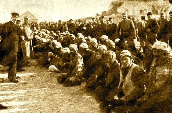 Sitting are the Albanians captured by the Serbian army in 1912