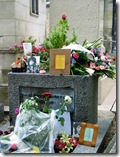 Jim Morrison's grave - Flickr image by Moppet65535