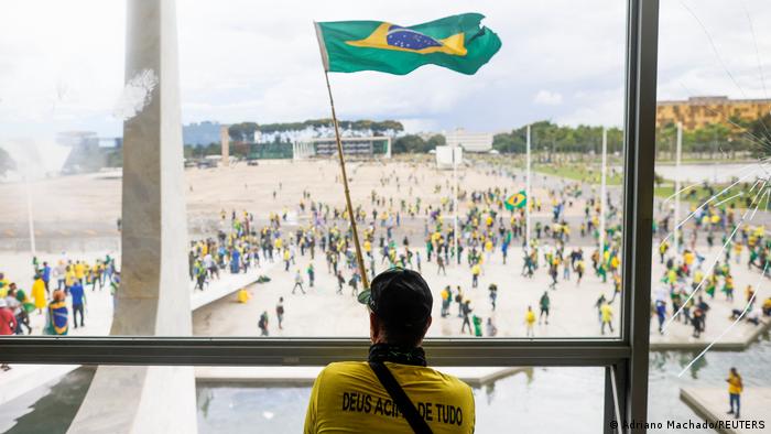 Presidente del Congreso de Brasil pide castigar «con urgencia» a radicales