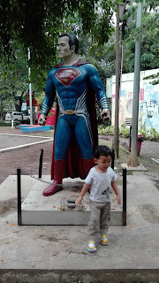 Patung Superman, Low Budget Travel, Taman Super Hero, Bandung