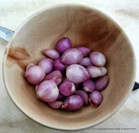 Sinna Vengayam or Sambar Vengayam [ Small Onion or Shallots ]