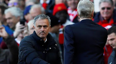 "Bandar Bola - Mourinho Sebut MU Tim Paling Sial"