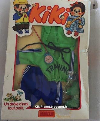 tenue de jogging vintage pour Kiki - neuf et dans sa boite d'origine- monchhichi habits vêtements 