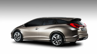 Booklovers assessment about the Honda Civic Tourer 456456