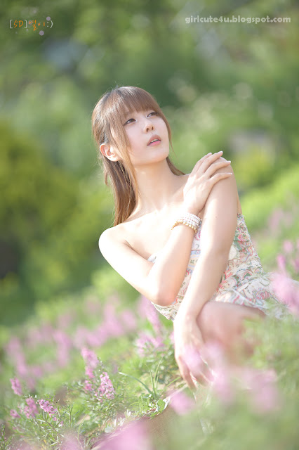 Heo-Yun-Mi-Strapless-Dress-38-very cute asian girl-girlcute4u.blogspot.com