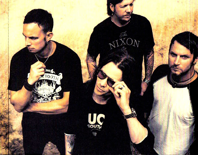 Alter Bridge - Fortress caratula interna trasera