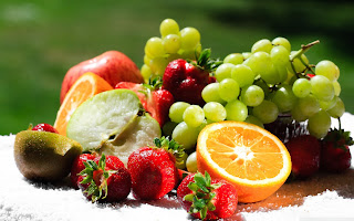 весенние фрукты