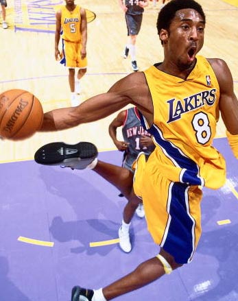 Kobe Bryant Dunking On Someone. kobe bryant wallpaper. kobe