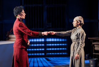 Anne Sophie Duprels as Suor Angelica and Rosalind Plowright as La Zia Principessa in Suor Angelica - Opera Holland Park -  Photo Robert Workman