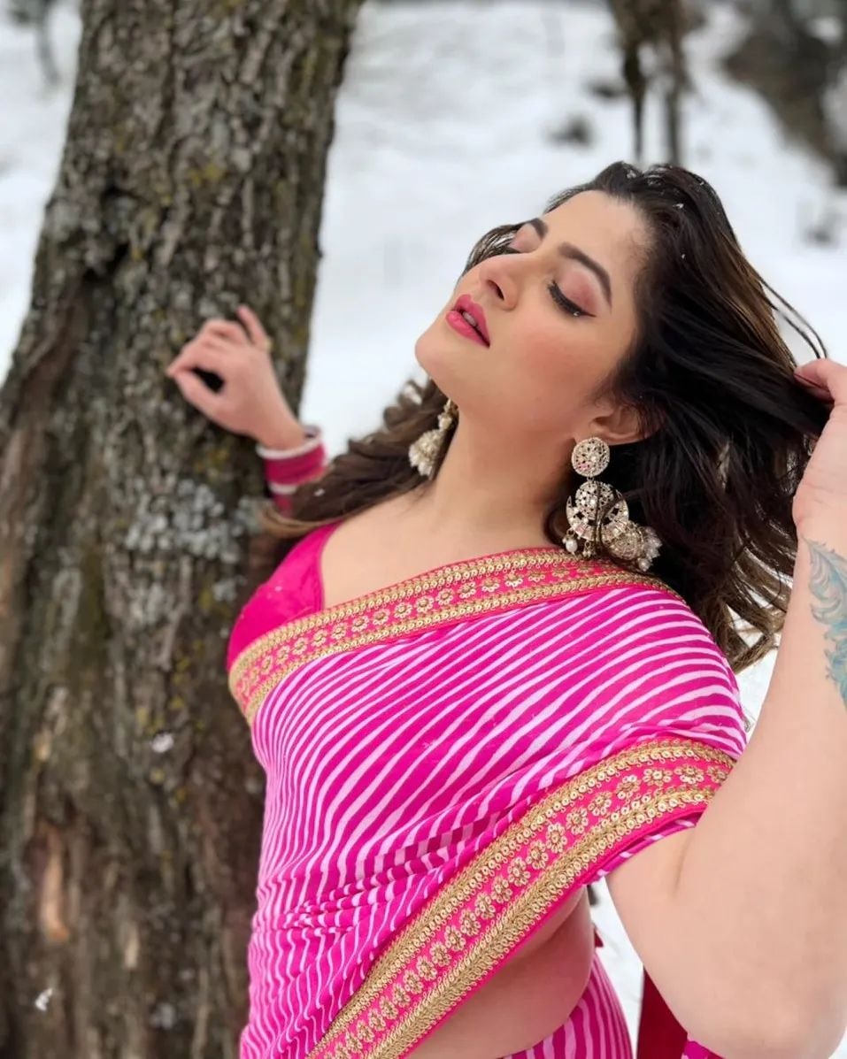 Bengali Srabanti Xx Video Hot - Srabanti Chatterjee stunning and adorable photos in saree