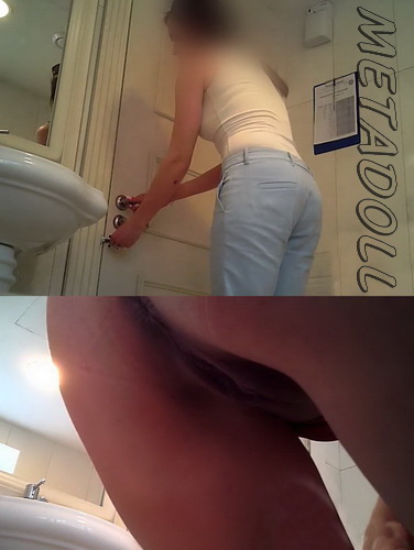 WC 3175-3179 (Hidden camera in women's restaurant toilet captures hot chicks exposing pussies)