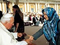 Müslüman Rahibe Betül Avcı Vatikan&#39;da