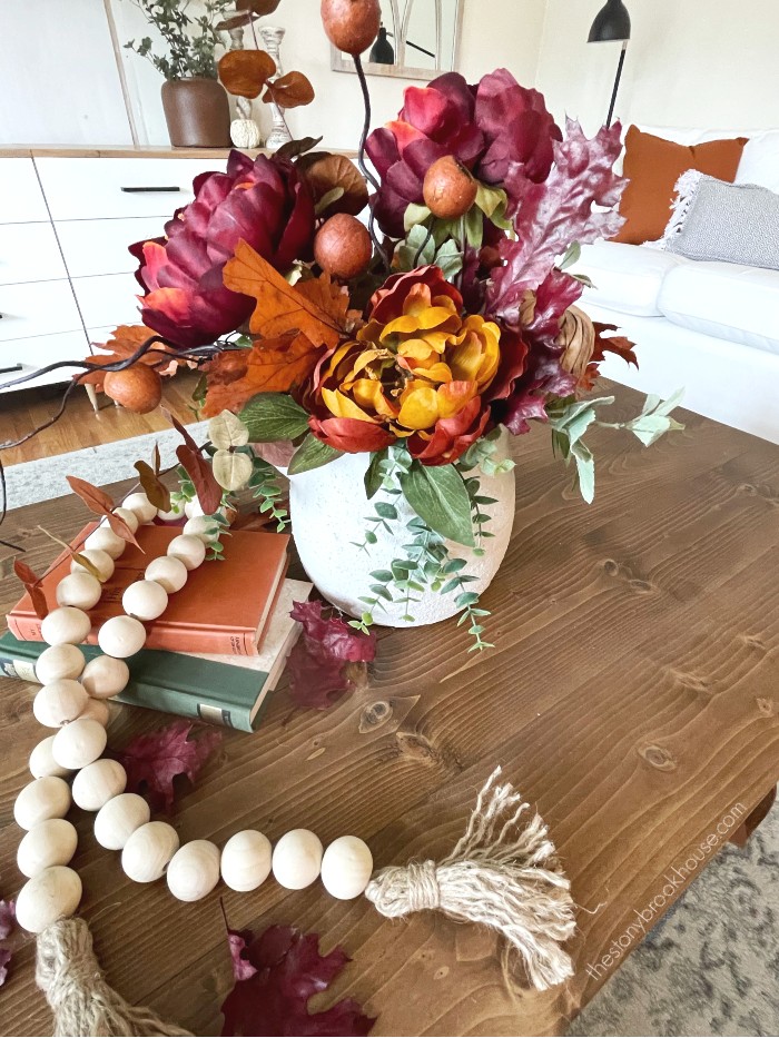 Fall coffee table arrangement