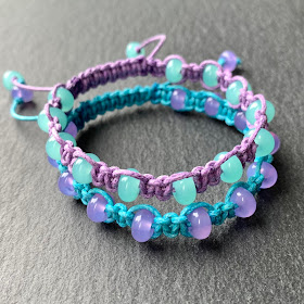Handmade macramé bracelet with lampwork beads by Laura Sparling