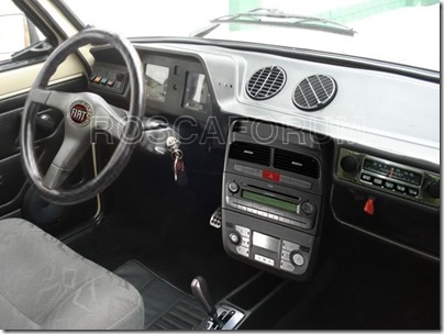 Fiat_147interior