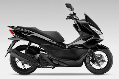 Honda PCX125 (2014) Side