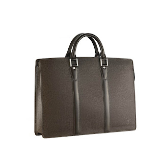 Louis Vuitton Taiga Leather Lozan M30058