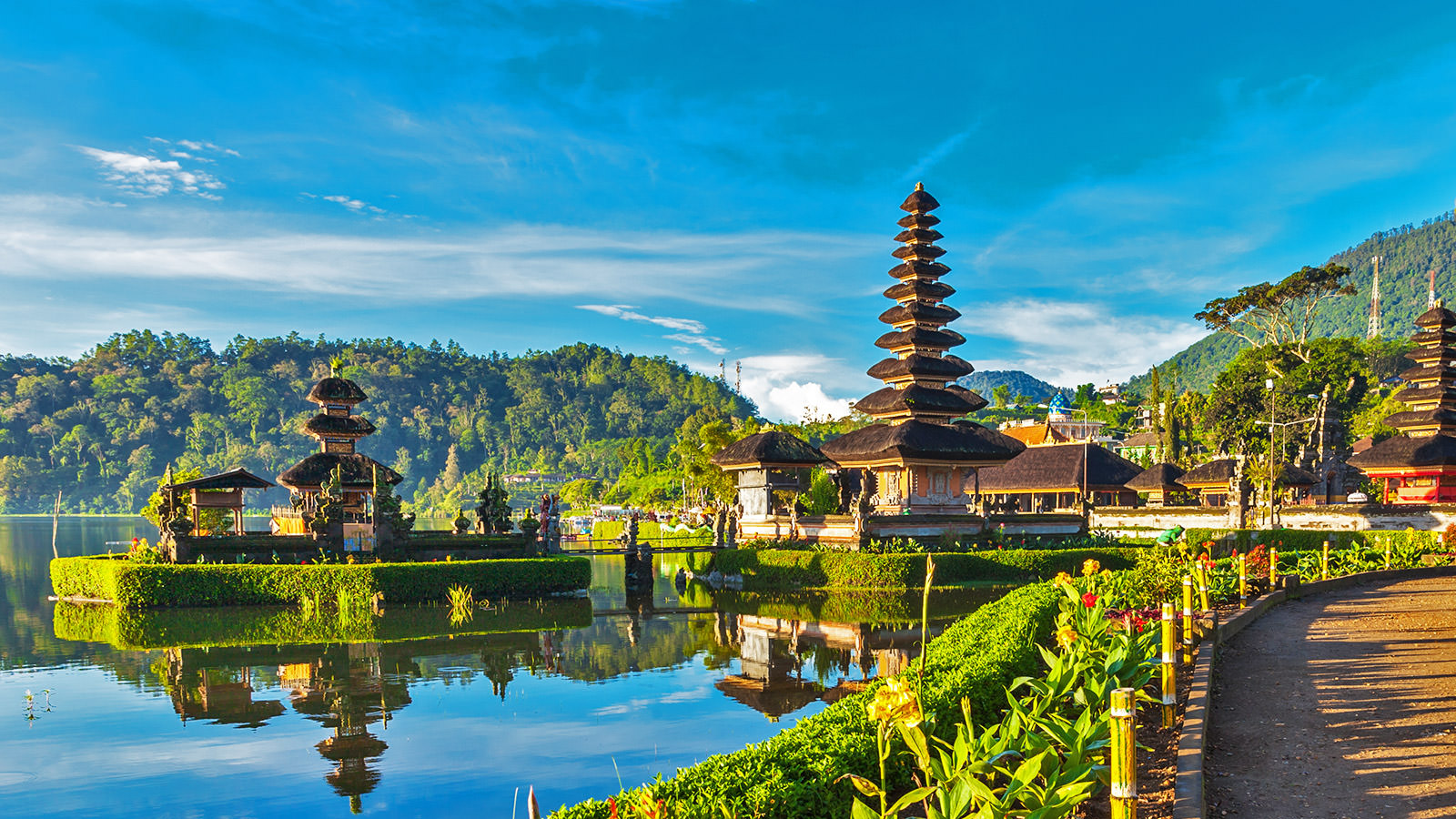 Keindahan Alam Pulau Bali Yang Memukau Jalan2truscom