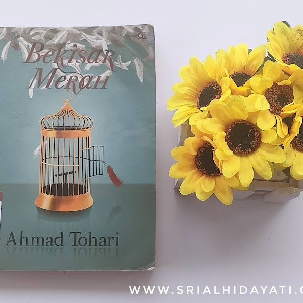 Review buku: Novel Bekisar Merah - Ahmad Tohari