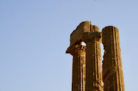 Roman Columns - Photo by Dim 7 on Unsplash