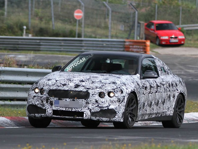 First photo of new BMW M4